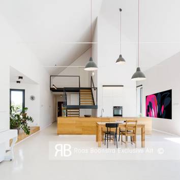 Thumbnail Gestileerde bloemen in roze, blauw en zwart, expressief kunstwerk met krachtige kleurvlakken  