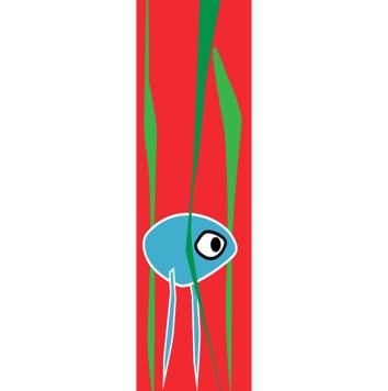 Dit kunstwerk toont een speelse, abstracte blauwe vis met een groot zwart oog, omgeven door verticale groene waterplanten op een krachtige, felrode achtergrond. 
Door de eenvoud van vormen en kleuren straalt deze compositie dynamiek en optimisme uit.